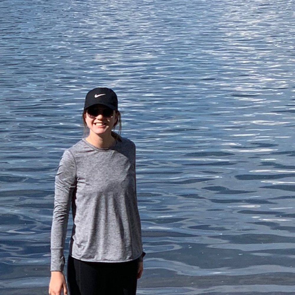 Meet your Posher, Lacey